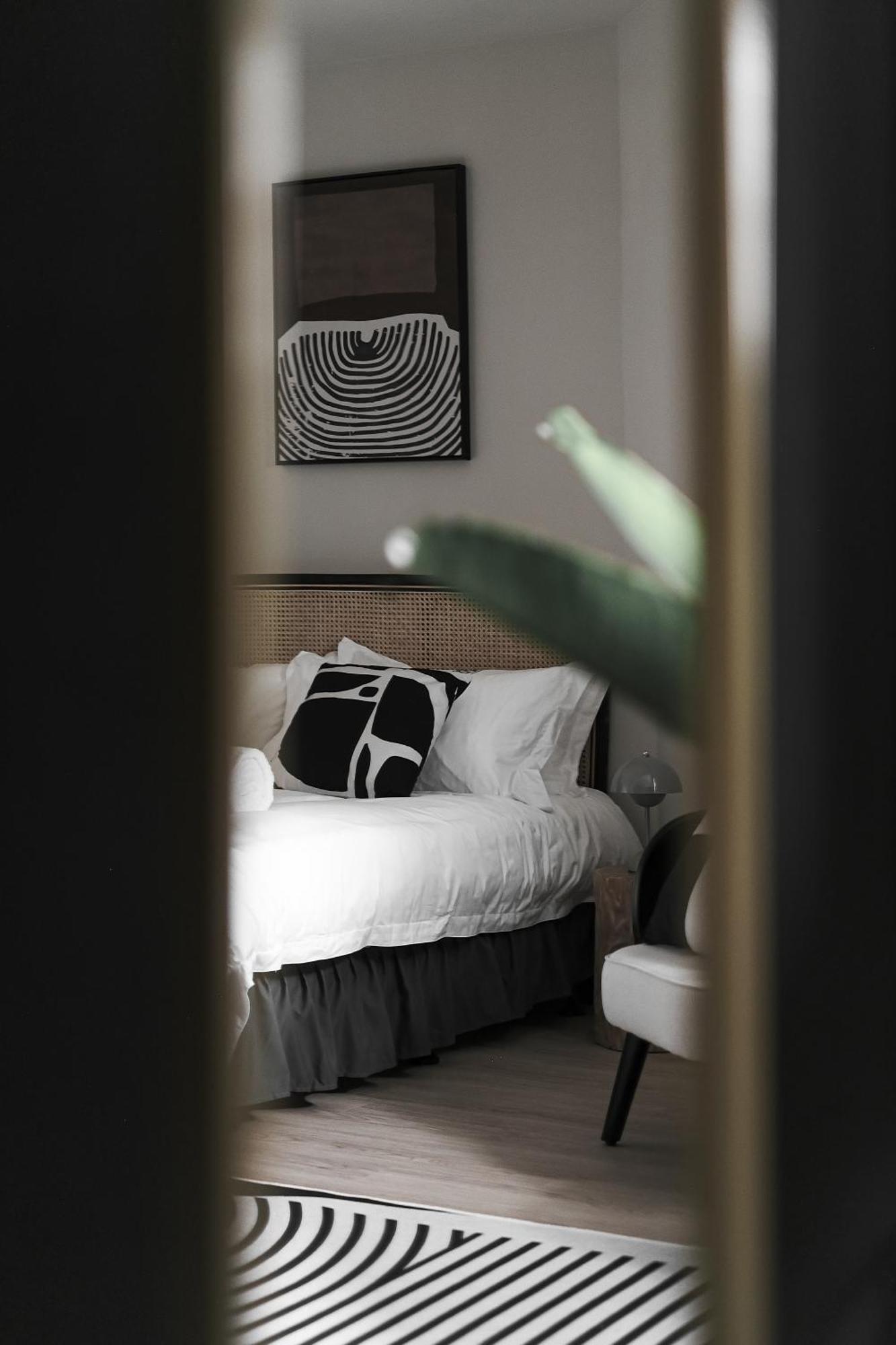 We2 Design Hotel Тайчжун Экстерьер фото