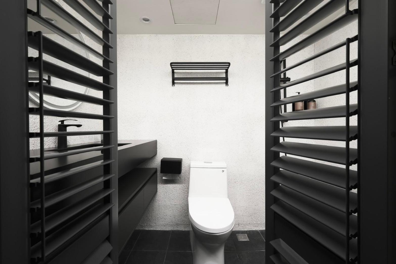 We2 Design Hotel Тайчжун Экстерьер фото