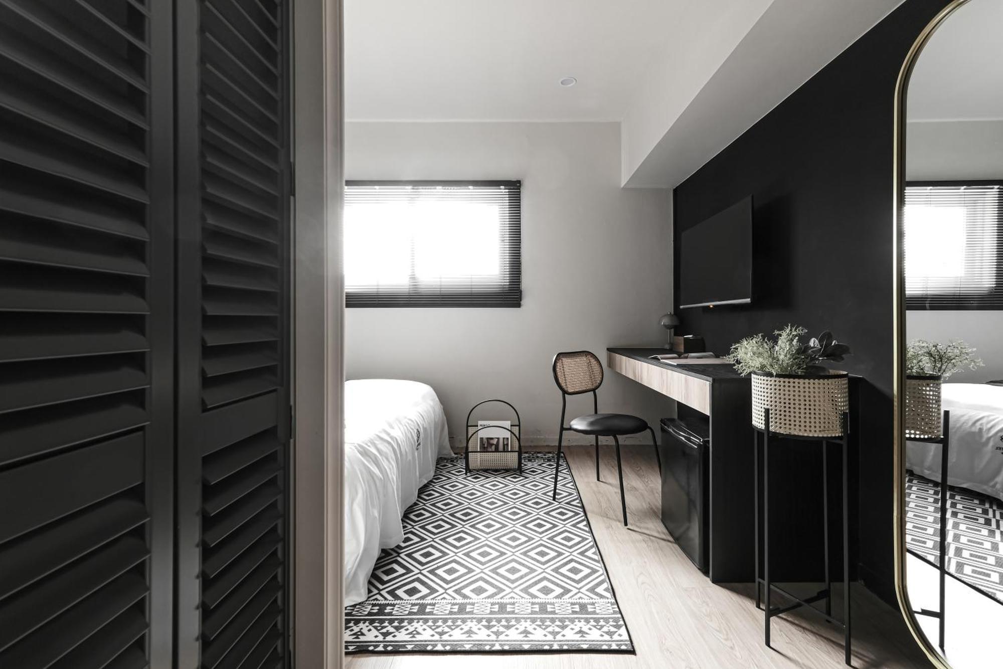 We2 Design Hotel Тайчжун Экстерьер фото
