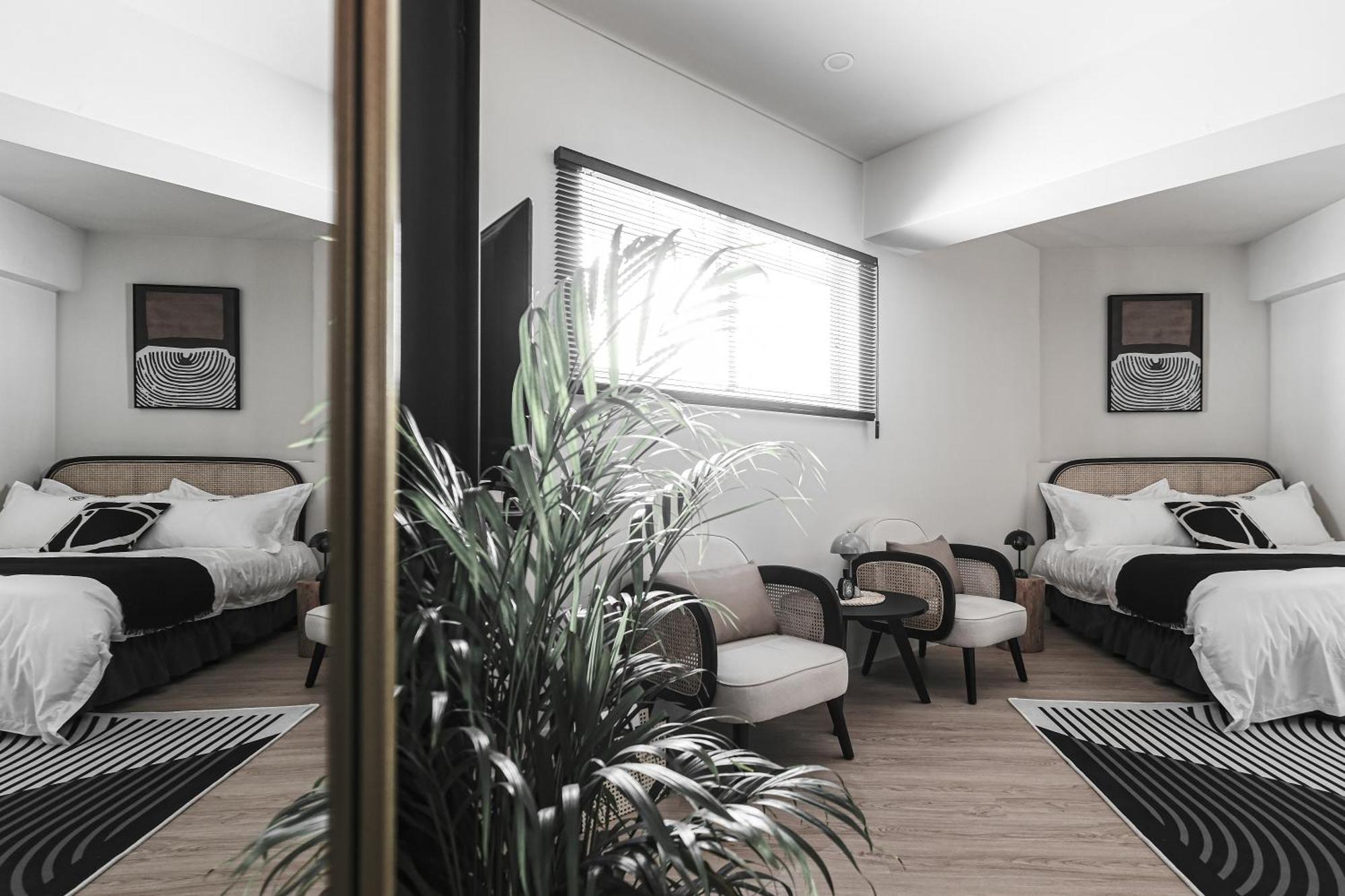 We2 Design Hotel Тайчжун Экстерьер фото